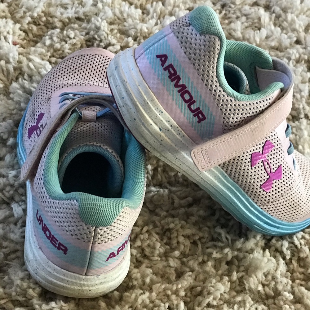 Girls Under Armour Shoes